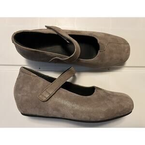 Ziera Rival Wedge Mary Jane Womens Size 38 W US 7.5 W Suede Shimmer Shoes